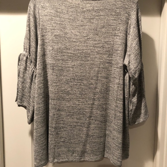 New! Loft Top Medium - Picture 2 of 5